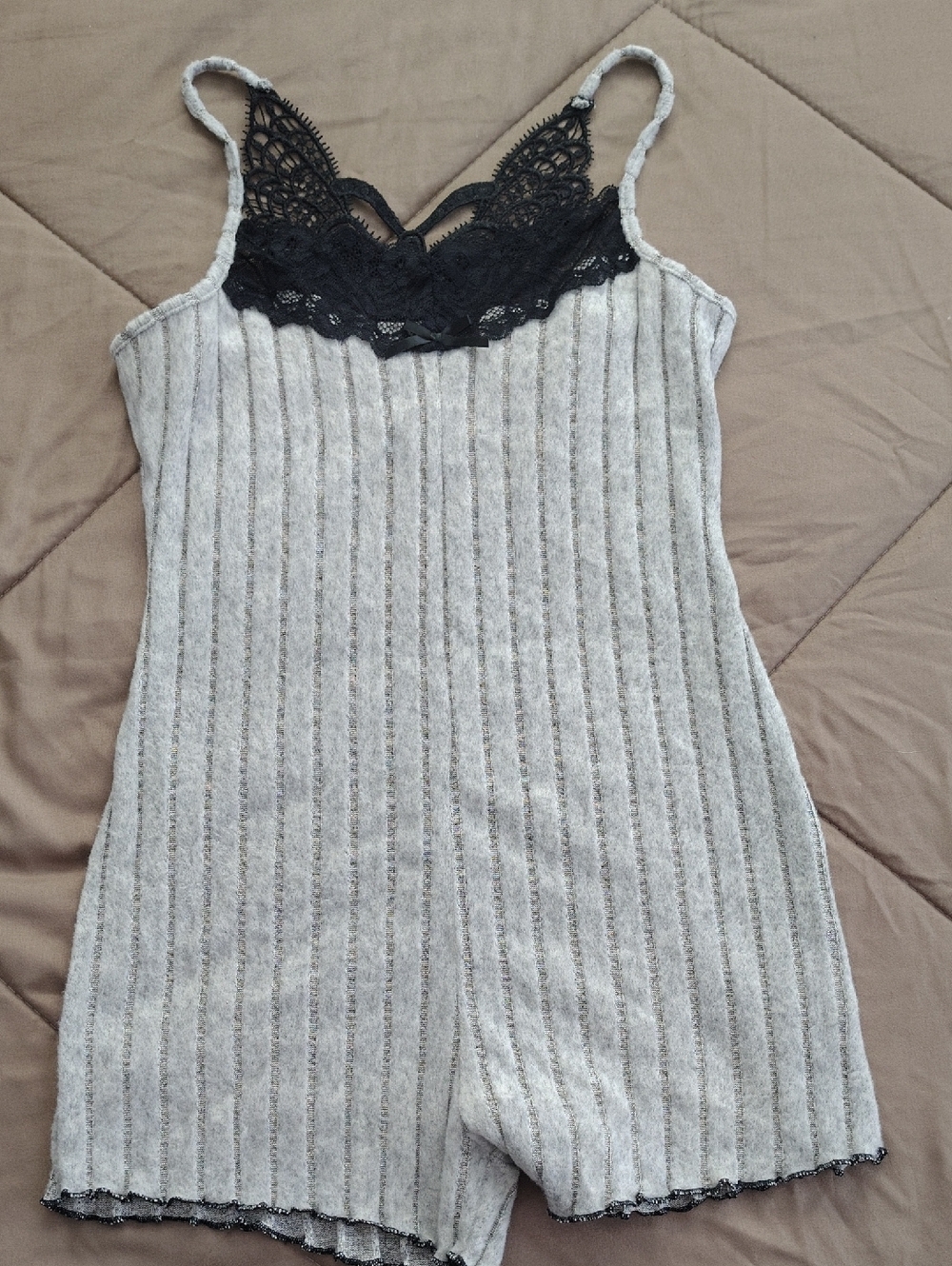 Rib-Knit Lace-Trim Sleep Romper in Light Gray with Black Lace